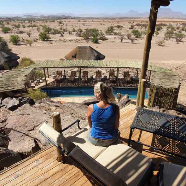Lodge mit Swimmingppol in Namibia