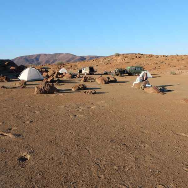 Campingaufbau in der Wildnis Namibias