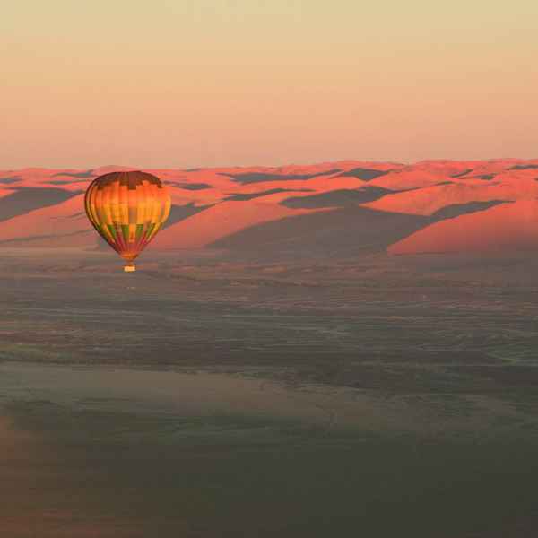 Ballonfahrten über der Namibwüste